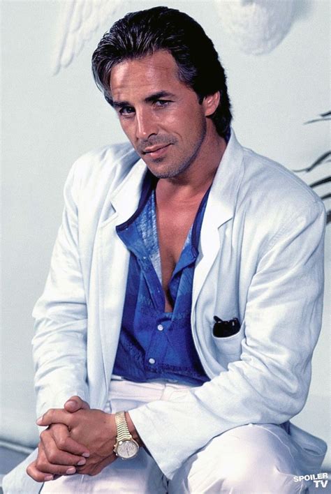 sonny crockett wikipedia.